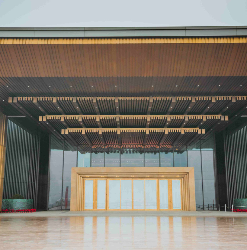 <h4>青岛上合组织峰会主会场--奥帆中心</h4><p>青岛上合组织峰会主会场--奥帆中心</p>