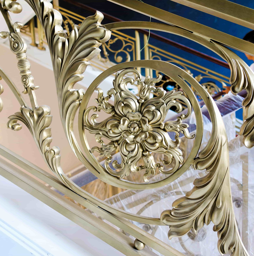 <h4>华为贵安云上屯数据中心铜艺栏杆</h4><p>华为贵安云上屯数据中心铜艺栏杆</p>