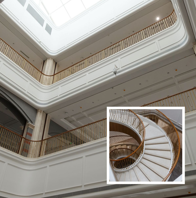 <h4>铜栏杆</h4><p>铜栏杆</p>