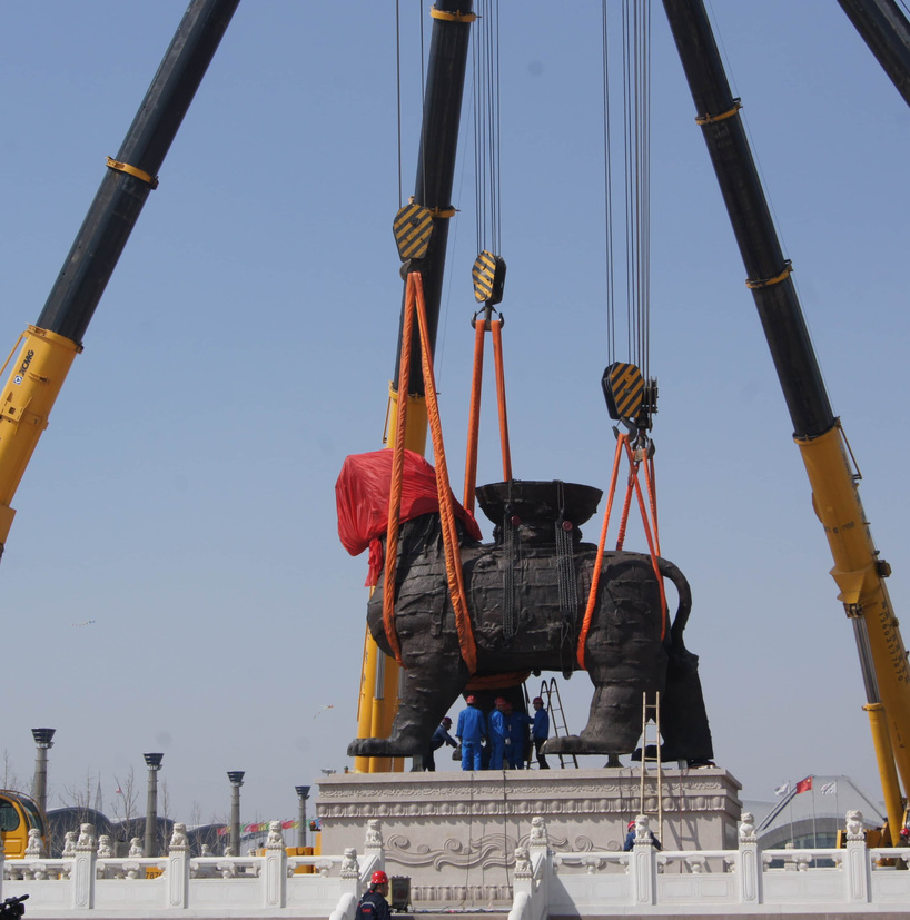 <h4>沧州铁狮</h4><p>沧州铁狮</p>