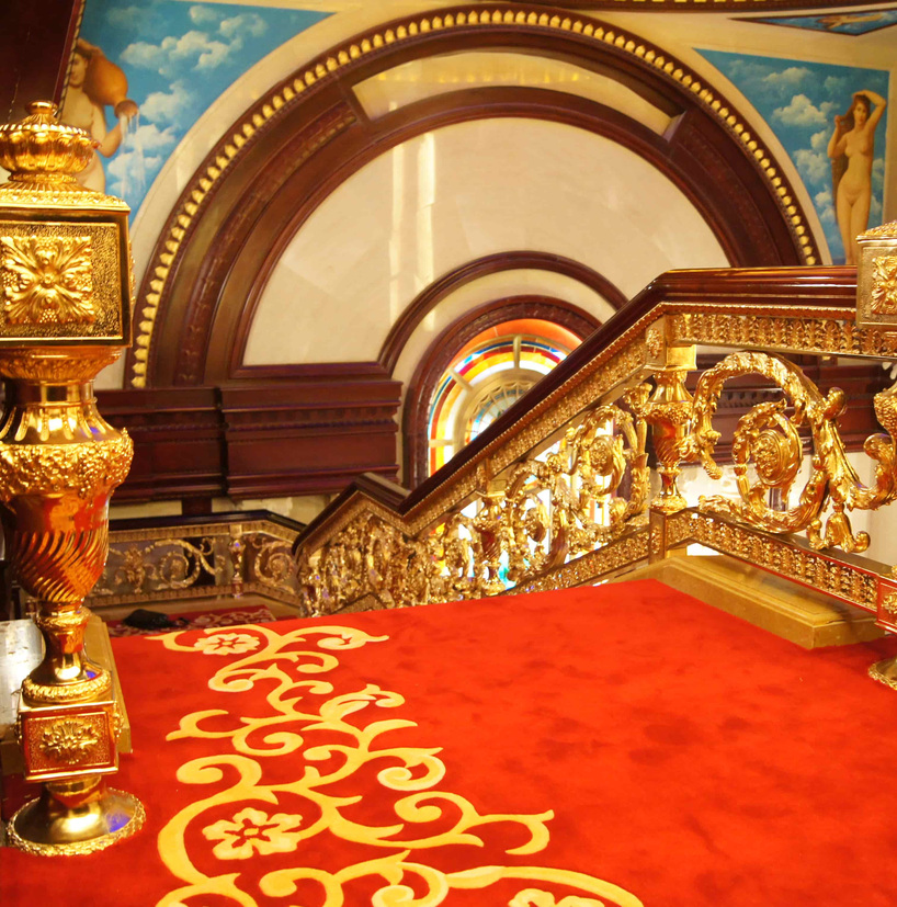 <h4>海澜集团总部铜艺栏杆</h4><p>海澜集团总部铜艺栏杆</p>